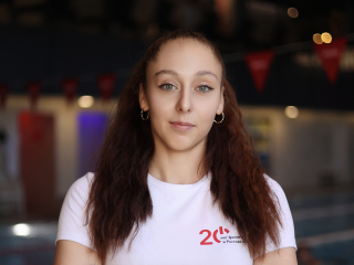 Тренер фитнес-клуба Комкова Карина